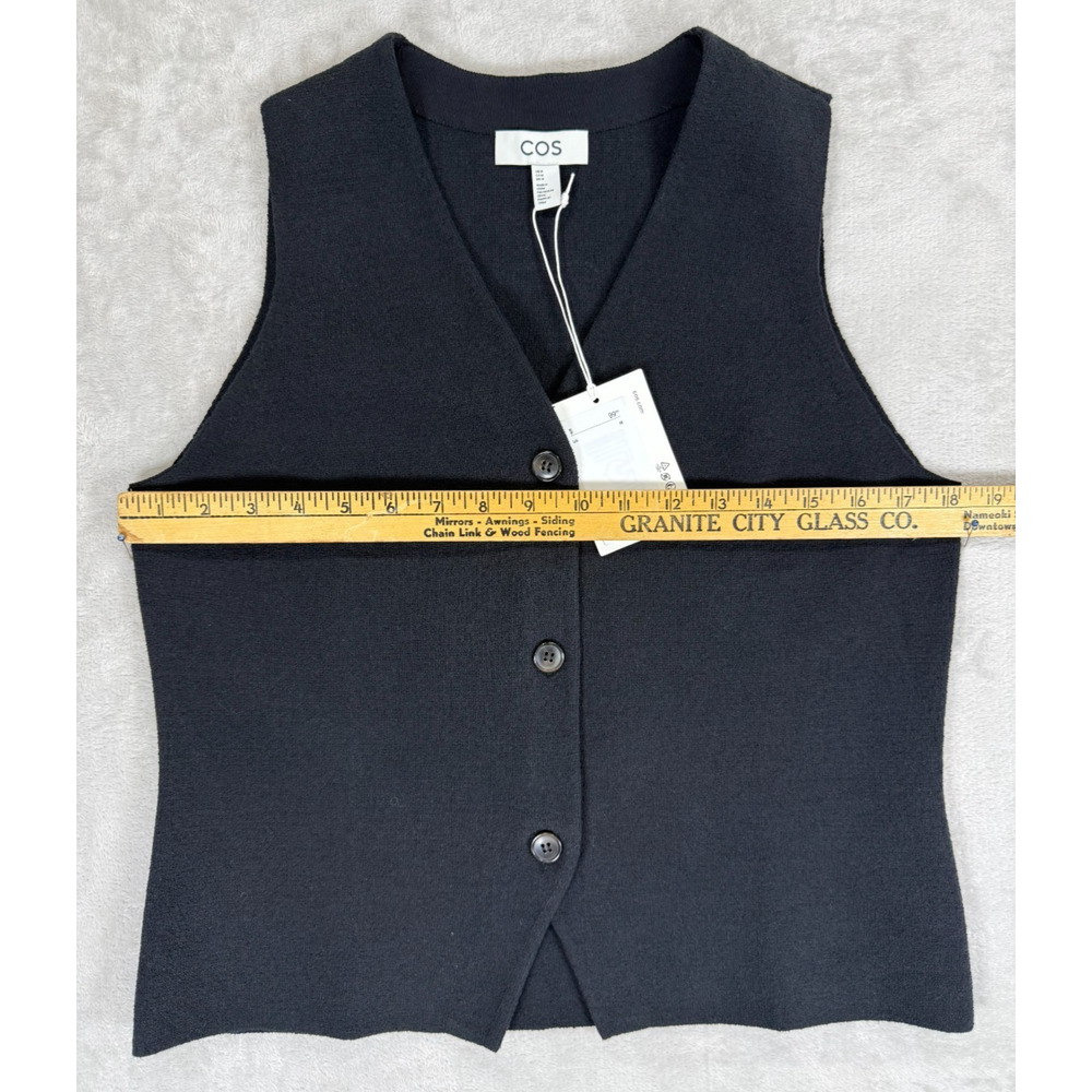 COS NWT Black Textured Knit Vest Medium Quiet Luxury Minimalist Button Front - Picture 6 of 11